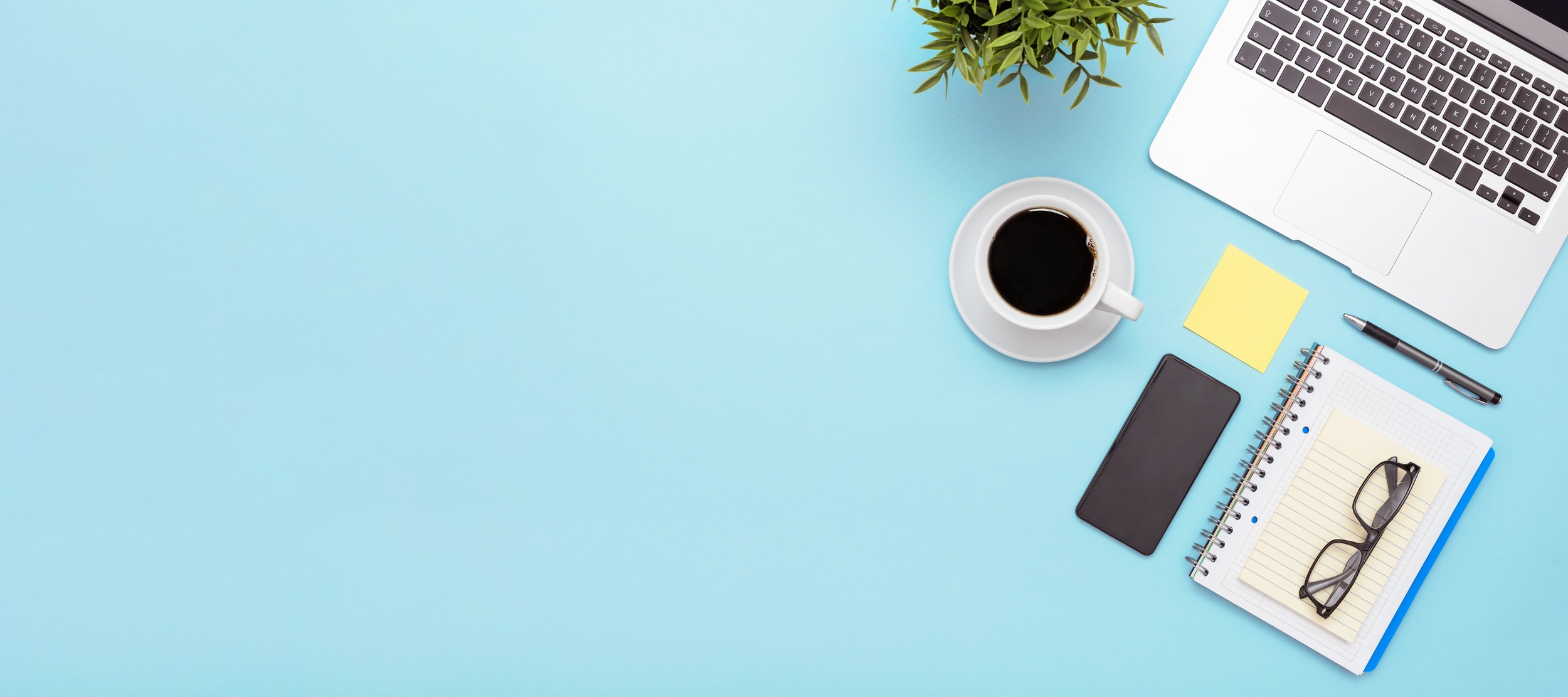 stone-i_サイト制作　トップイメージ